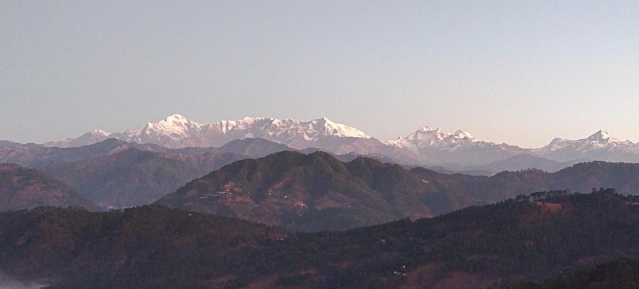 Himalaya Mount View Resort Kausani Exterior foto